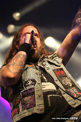 Cam Pipes 3 Inches Of Blood