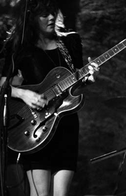 Carmen Townsend guitar on stage