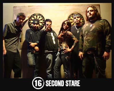16 Second Stare band