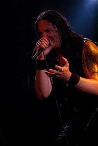 Ronny Munroe singing live on stage