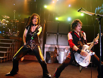 Ryan Roxie Alice Cooper live