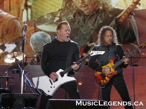 James Hetfield and Kirk Hammett live in Halifax with Metallica