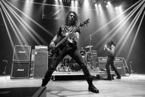 Dario Seixas bass