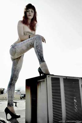 Natalia Golunga high heels and jeans