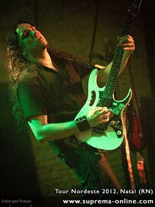 Douglas Jen guitarist