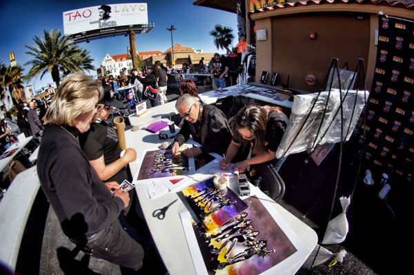 Kiss Monster Mini Golf