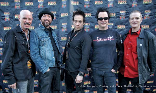 Kiss Monster Mini Golf