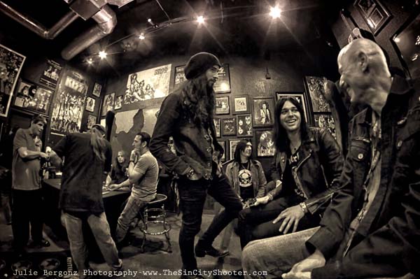 Kiss Monster Mini Golf