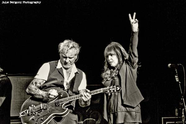 pat benatar and neil giraldo live