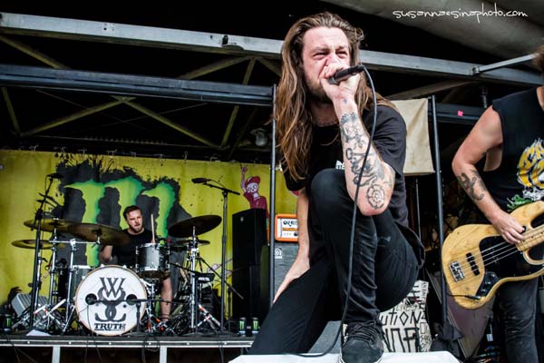 While She Sleeps Warped Tour