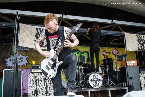 While She Sleeps Warped Tour