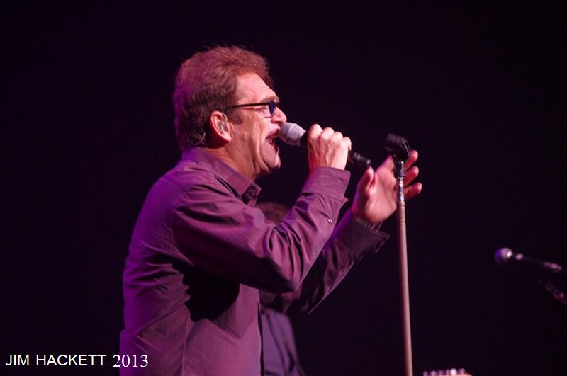 Huey Lewis Foxwoods MGM