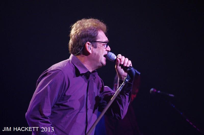 Huey Lewis Foxwoods MGM