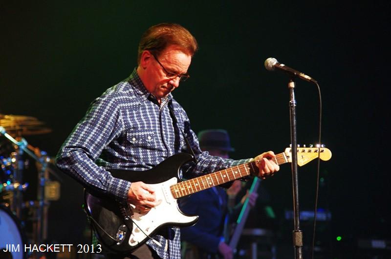 Huey Lewis Foxwoods MGM