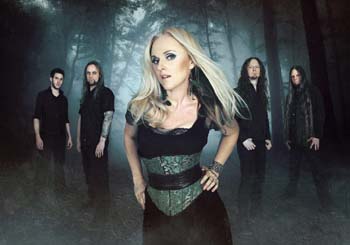 Liv Kristine Leaves' Eyes band