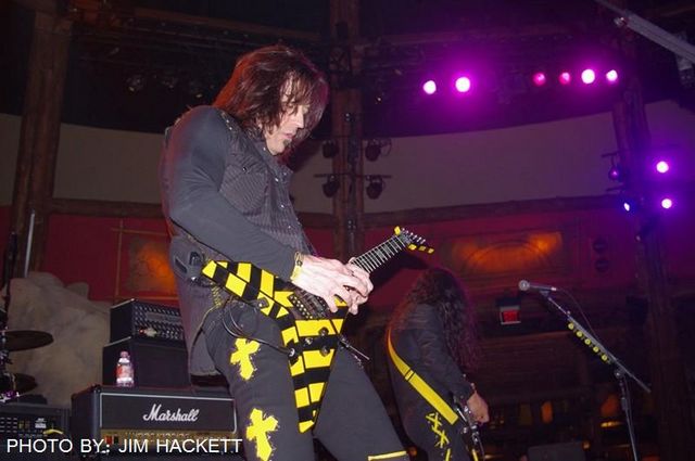 Stryper Live at Wolf Den in Uncasville 2014
