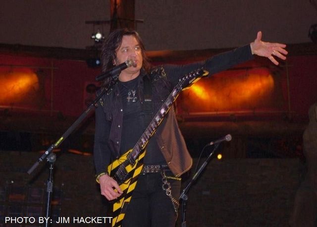 Stryper Live at Wolf Den in Uncasville 2014