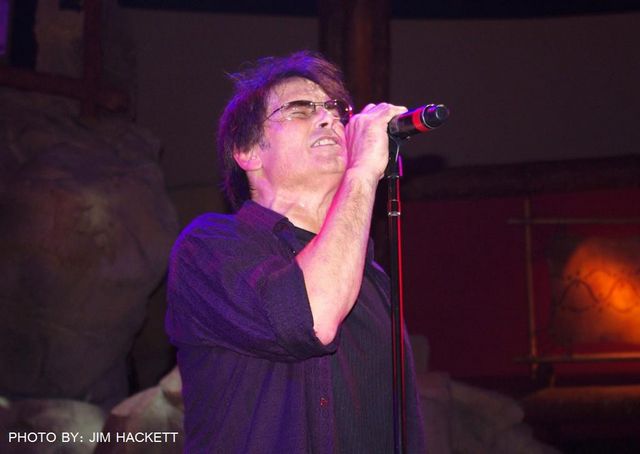 Survivor live wolf den 2014