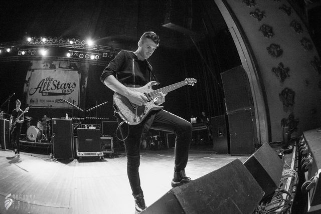 slaves guitarist All Stars Tour Worcester