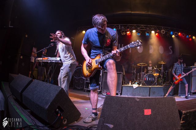 chiodos guitarist live Hartford