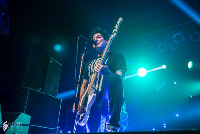 pierce the veil bassist hartford