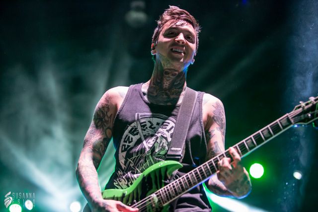 Pierce the Veil guitarist live on stage