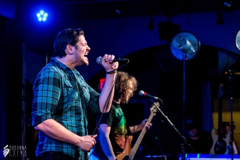 Adelitas Way singer live