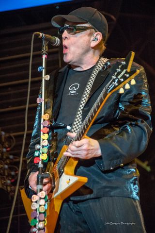 Rick Nielsen hammer guitar