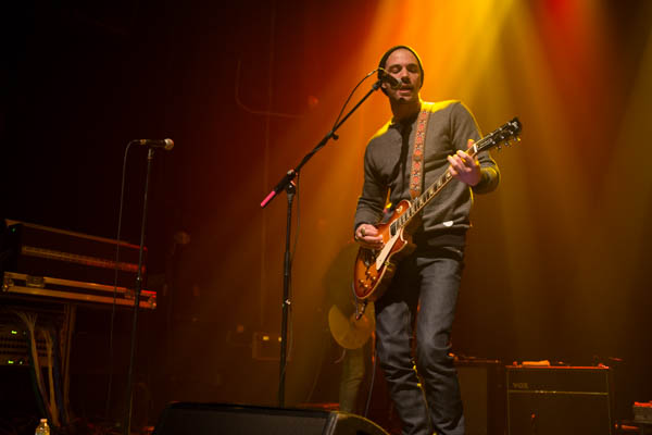 Plain White T's guitar player