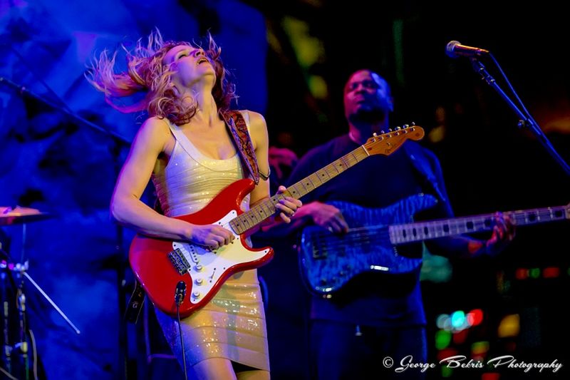 Ana Popovic mohegan sun