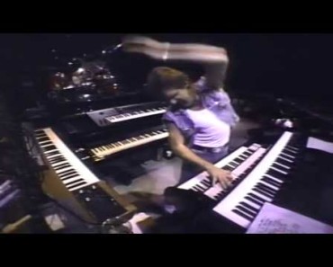 Keith Emerson Dies at 71
