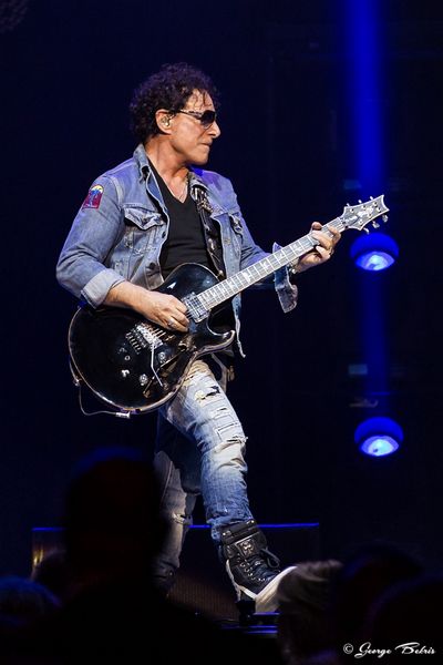 Santana Mohegan Sun Neal Schon