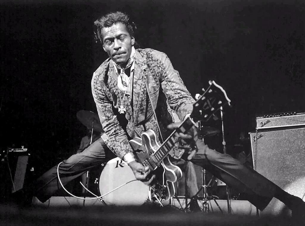 chuck berry doing the splits on stage