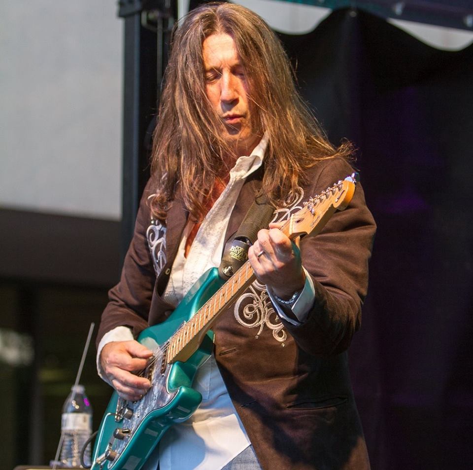 lou dibello promo photo