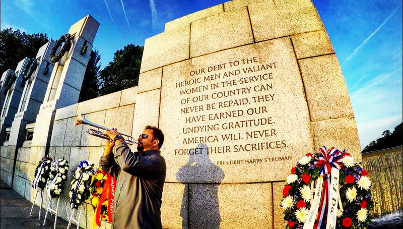 mark gus scott photo