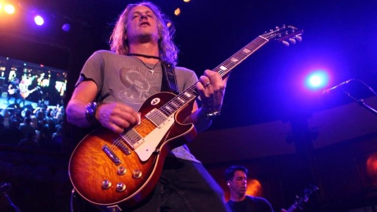 Fuel Photos – Live at the Wolf Den