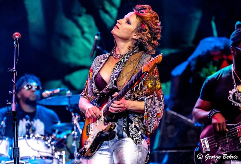 Ana Popovic – Mohegan Sun Wolf Den – December 16, 2022