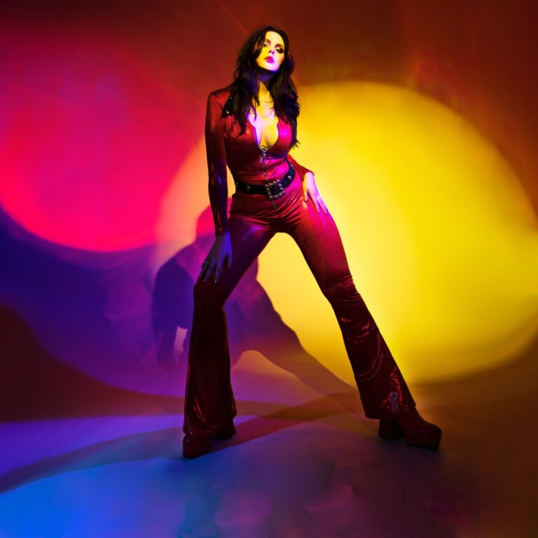 Bobbie Dazzle Interview